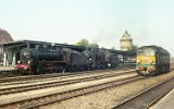 PKP ST44-480 am 29.08.1992 in aga. AmBahnsteig warten die Ok1-359 und Ok22-31 auf ihren Zug.