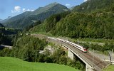 Die Intschireussbrcke sdlich von Amsteg ist ein kompletter Neubau von 1975. (27.08.2016)