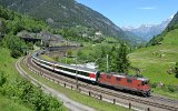 Die bekannte Kurve vor dem Wattinger Tunnel mit dem bekannten OP Kirche Wassen am 10.06.2016