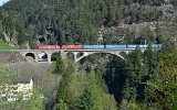 Von der Kirche hat man einen guten Blick auf die mittlere Meienreussbrcke. (Wassen am 06.05.2016)